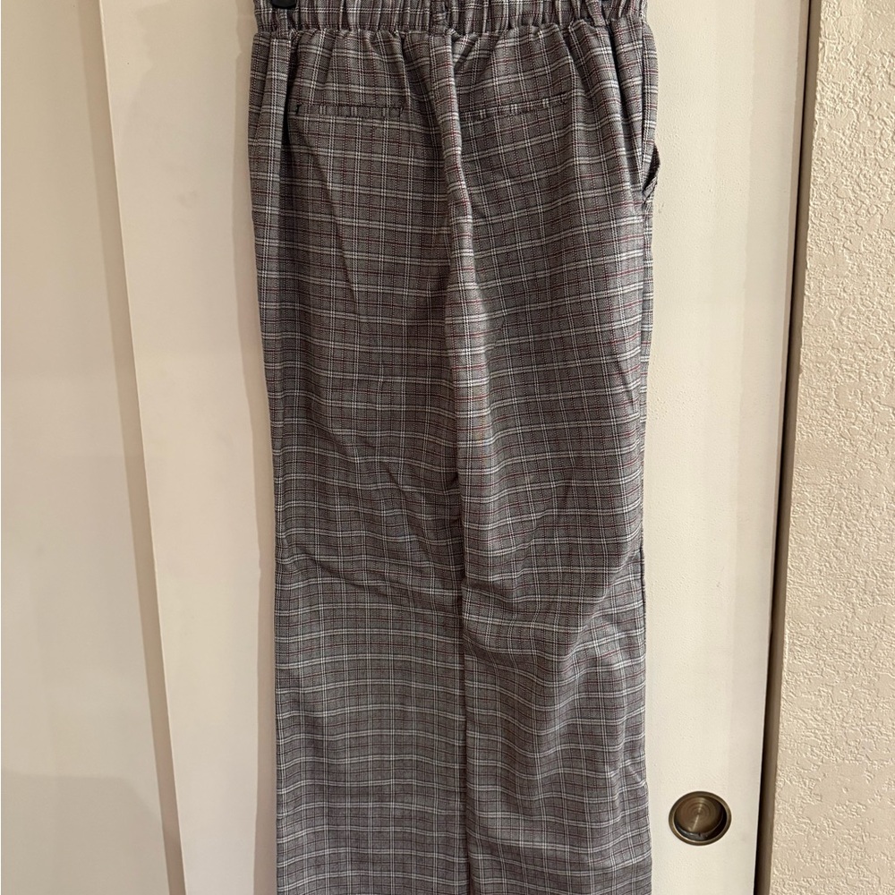 Harmony + Havoc Women's Classic Gray Plaid Trousers